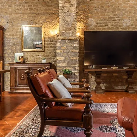 Corte San Pastore Boutique Location *